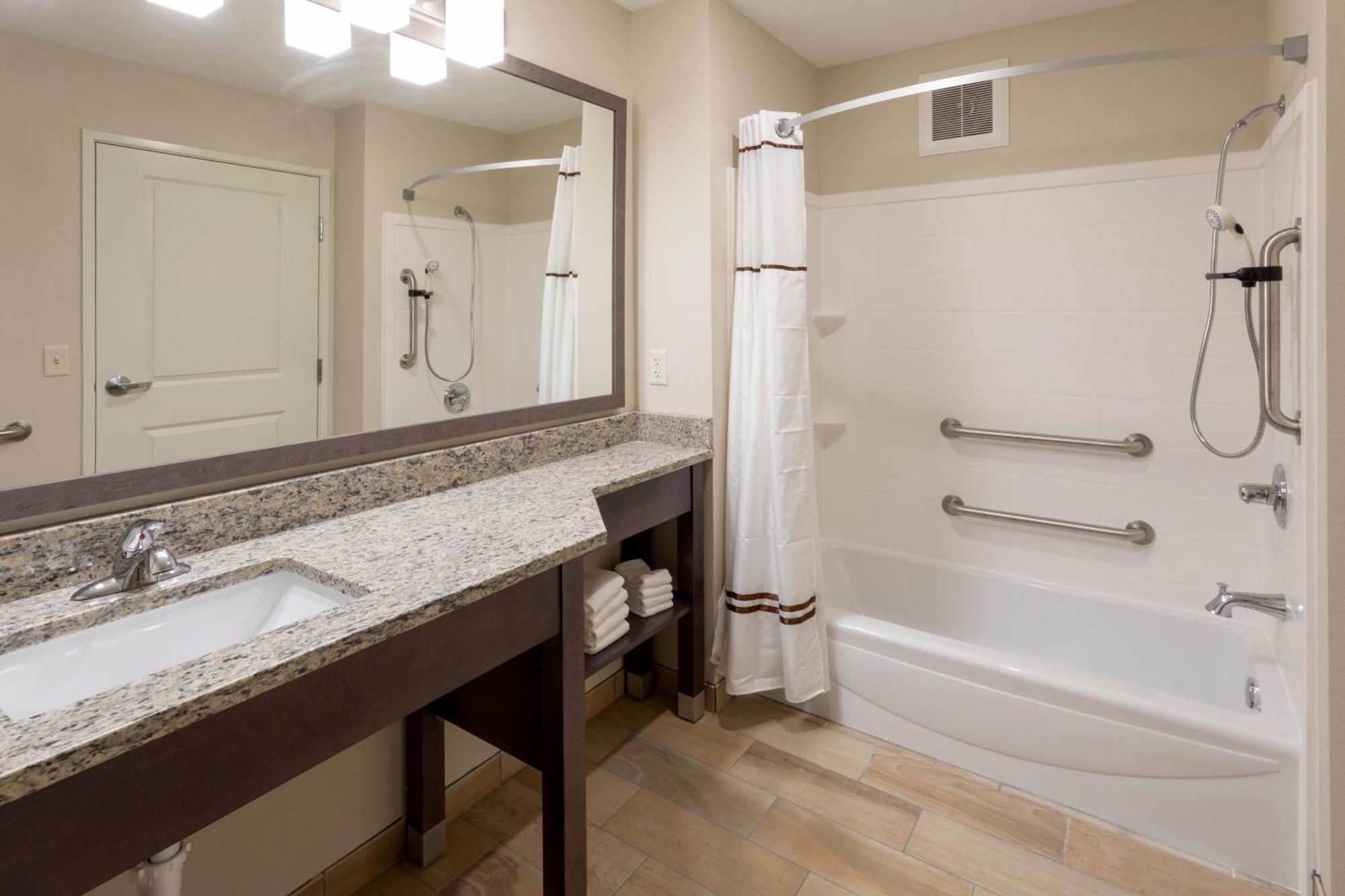 Grandstay Hotel & Suites Rock Valley Rom bilde