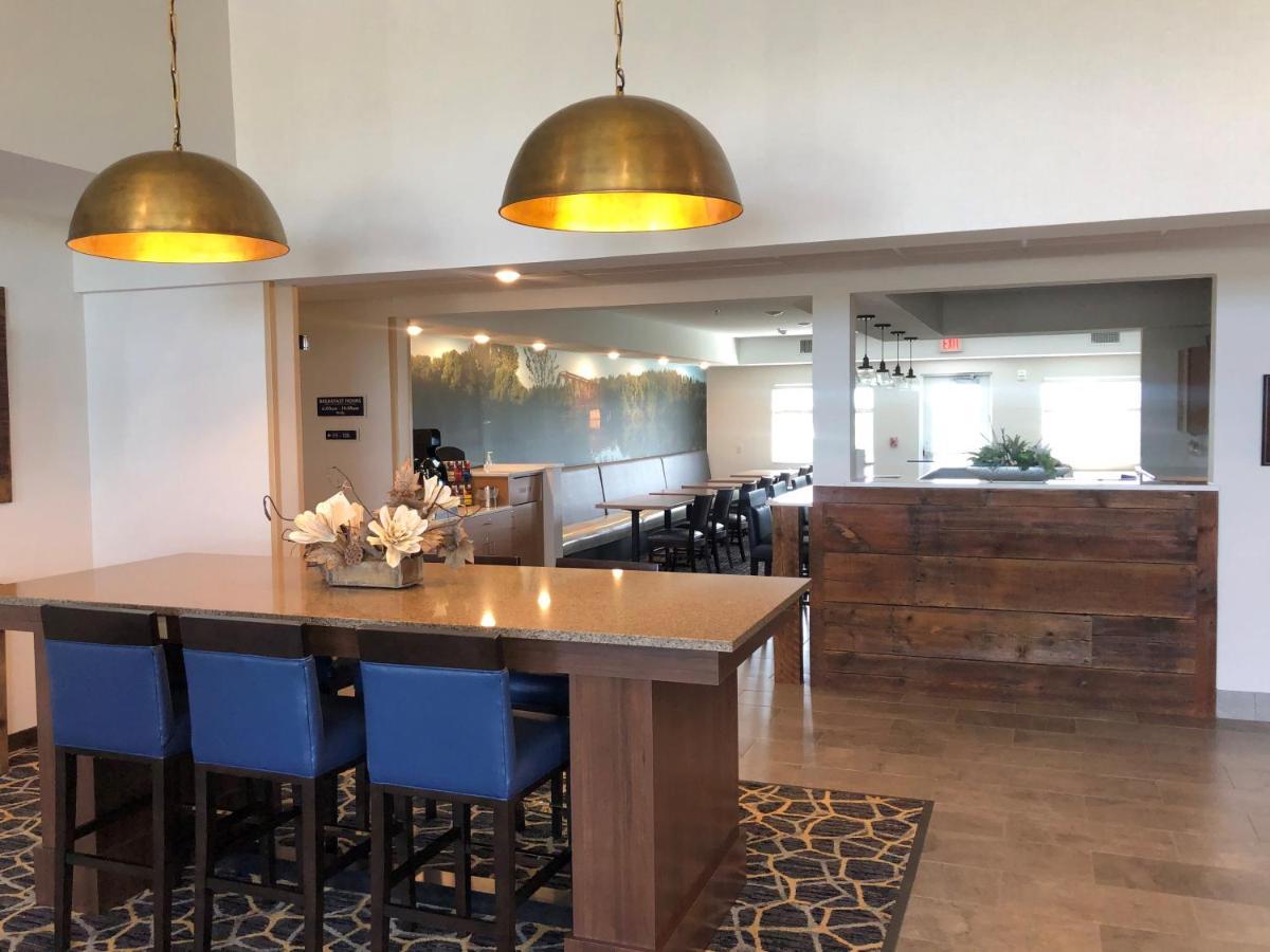 Grandstay Hotel & Suites Rock Valley Eksteriør bilde